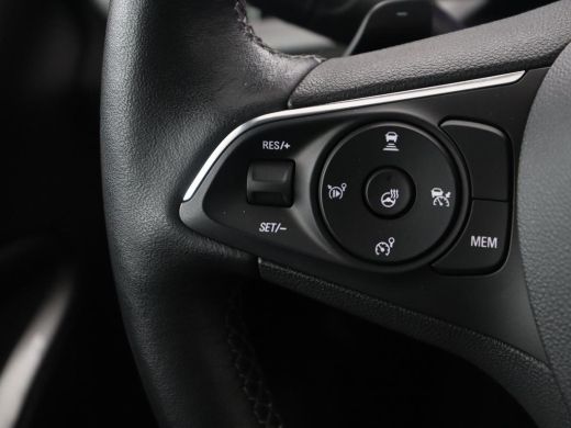 Opel Grandland 1.2 Turbo | Automaat | Apple Carplay | Dodehoek Ass. | Stuurwielverwarming | Camera | ActivLease financial lease