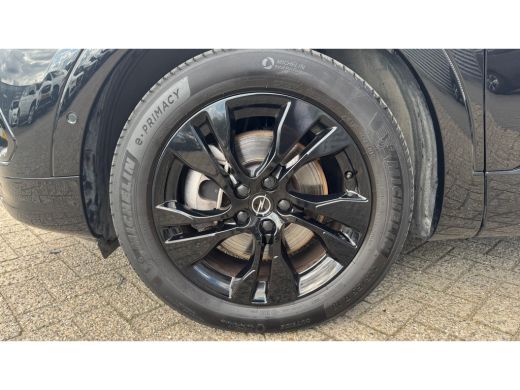 Opel Grandland 1.6 TURBO HYBRID 225PK GS AUTOMAAT / NAVI / LEDER / CLIMA / LED / PDC / AGR / 18" LMV / BLUETOOTH... ActivLease financial lease