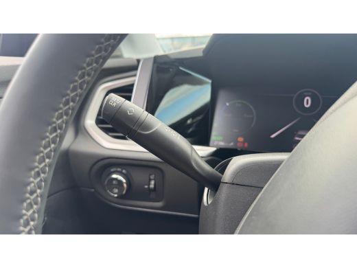 Opel Grandland 1.6 TURBO HYBRID 225PK GS AUTOMAAT / NAVI / LEDER / CLIMA / LED / PDC / AGR / 18" LMV / BLUETOOTH... ActivLease financial lease