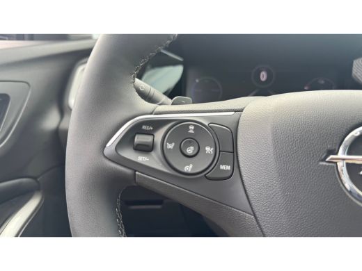 Opel Grandland 1.6 TURBO HYBRID 225PK GS AUTOMAAT / NAVI / LEDER / CLIMA / LED / PDC / AGR / 18" LMV / BLUETOOTH... ActivLease financial lease