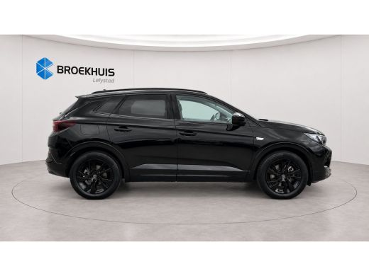 Opel Grandland 1.6 TURBO HYBRID 225PK GS AUTOMAAT / NAVI / LEDER / CLIMA / LED / PDC / AGR / 18" LMV / BLUETOOTH... ActivLease financial lease