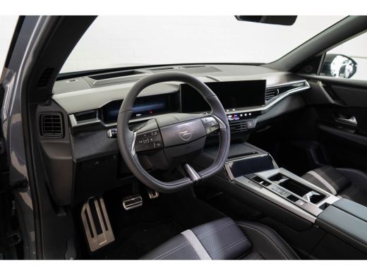 Opel Grandland Ultimate AWD 73 kWh | Tot 8 Jaar Garantie | Lederen Bekleding | Panoramadak | Head-up | 20 Inch L... ActivLease financial lease