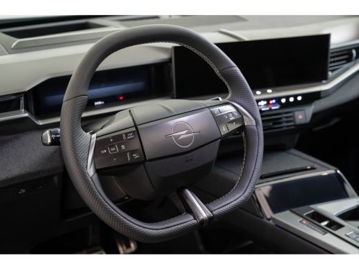 Opel Grandland Ultimate AWD 73 kWh | Tot 8 Jaar Garantie | Lederen Bekleding | Panoramadak | Head-up | 20 Inch L... ActivLease financial lease