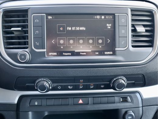 Opel Vivaro 2.0 HDI LANG LUXE DUBBELE CABINE MARGE-BTW VRIJ ActivLease financial lease