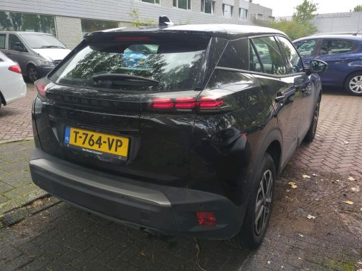 Peugeot 2008 1.2 PureTech 100pk Active | Navigatie | Camera | Trekhaak | Nieuw model | Apple carplay | NL auto... ActivLease financial lease