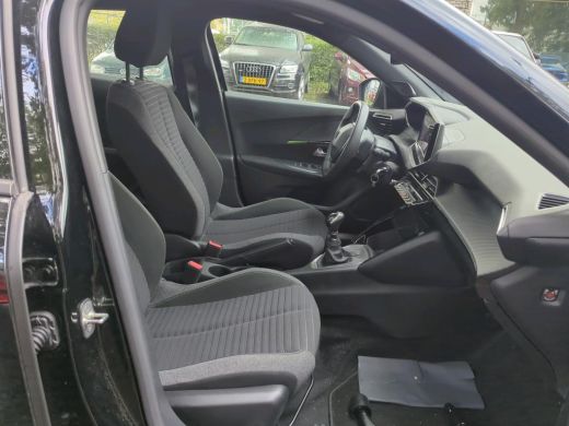 Peugeot 2008 1.2 PureTech 100pk Active | Navigatie | Camera | Trekhaak | Nieuw model | Apple carplay | NL auto... ActivLease financial lease