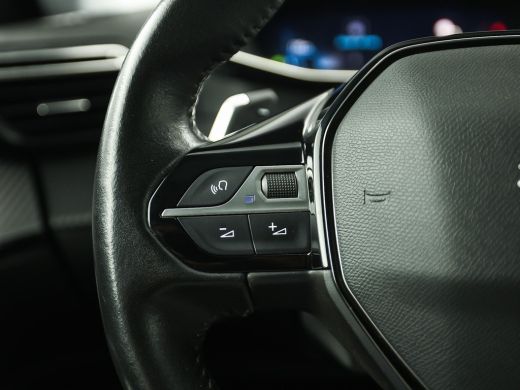 Peugeot 2008 1.2 PureTech Allure Pack Automaat (VIRTUAL COCKPIT, APPLE CARPLAY, GROOT NAVI, 360 CAMERA, STOELV... ActivLease financial lease