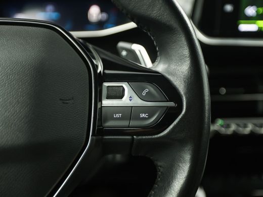 Peugeot 2008 1.2 PureTech Allure Pack Automaat (VIRTUAL COCKPIT, APPLE CARPLAY, GROOT NAVI, 360 CAMERA, STOELV... ActivLease financial lease
