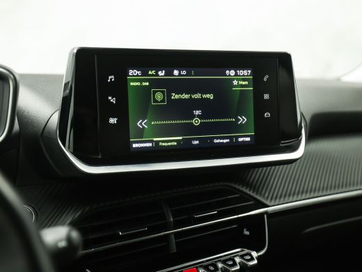 Peugeot 2008 1.2 PureTech Allure Pack Automaat (VIRTUAL COCKPIT, APPLE CARPLAY, GROOT NAVI, 360 CAMERA, STOELV... ActivLease financial lease