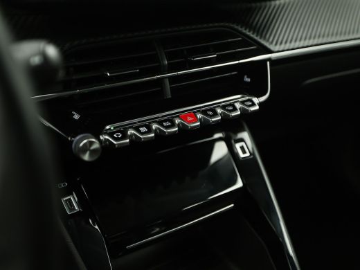 Peugeot 2008 1.2 PureTech Allure Pack Automaat (VIRTUAL COCKPIT, APPLE CARPLAY, GROOT NAVI, 360 CAMERA, STOELV... ActivLease financial lease