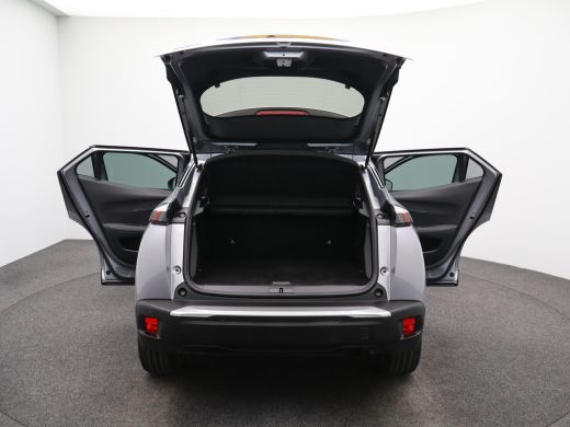 Peugeot 2008 1.2 PureTech Allure Pack Parkeensensoren | Apple Carplay | Camera | Navigatie | 17" Lichtmetalen ... ActivLease financial lease