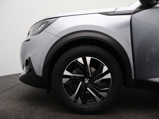 Peugeot 2008 1.2 PureTech Allure Pack Parkeensensoren | Apple Carplay | Camera | Navigatie | 17" Lichtmetalen ... ActivLease financial lease
