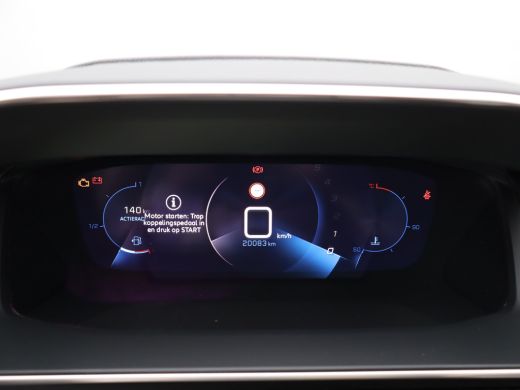 Peugeot 2008 1.2 PureTech Allure Pack Parkeensensoren | Apple Carplay | Camera | Navigatie | 17" Lichtmetalen ... ActivLease financial lease