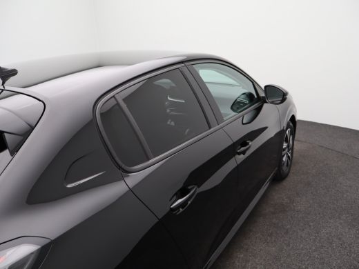 Peugeot 208 1.2 PureTech Allure Pack | Stoelverwarming | Camera | Parkeersensoren | Navigatie | Cruise Contro... ActivLease financial lease
