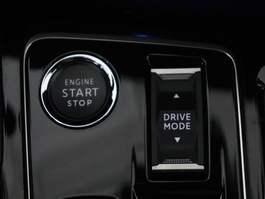 Peugeot 3008 1.6 HYbrid 225 Allure Pack Business SOG 98,2% | Navigatie | Dodehoek ASS | Apple Carplay | Camera | ActivLease financial lease