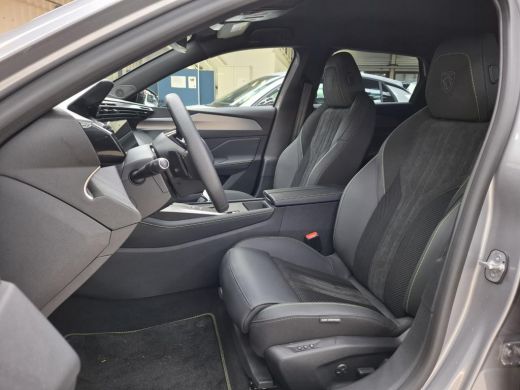 Peugeot 308 SW 1.6 Plug-in Hybrid 195pk GT | Nieuwe auto | NL auto | Nieuwprijs &euro;47.500,- | 11km | Luxe stoel... ActivLease financial lease