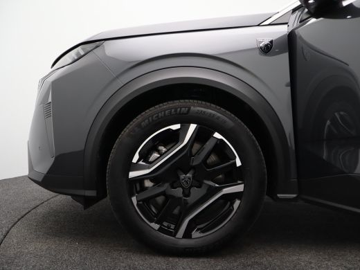 Peugeot 5008 1.6 Plug-in Hybrid 195 GT 7p | Panoramadak | Parkeersensoren Voor en Achter | Camera | Trekhaak A... ActivLease financial lease