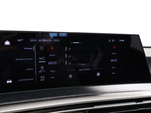 Peugeot 5008 1.6 Plug-in Hybrid 195 GT 7p | Panoramadak | Parkeersensoren Voor en Achter | Camera | Trekhaak A... ActivLease financial lease