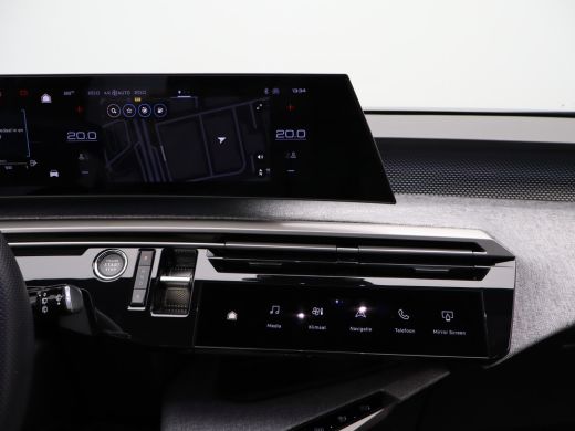 Peugeot 5008 1.6 Plug-in Hybrid 195 GT 7p | Panoramadak | Parkeersensoren Voor en Achter | Camera | Trekhaak A... ActivLease financial lease