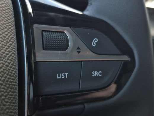 Peugeot e-208 EV Allure Pack 50 kWh 91,2% SOH | 3 Fase | Camera | Parkeersensoren | LED | Carplay/android auto | ActivLease financial lease
