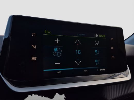 Peugeot e-208 EV Allure Pack 50 kWh 91,2% SOH | 3 Fase | Camera | Parkeersensoren | LED | Carplay/android auto | ActivLease financial lease