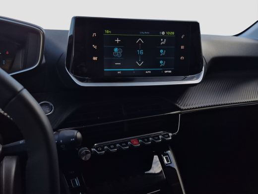 Peugeot e-208 EV Allure Pack 50 kWh 91,2% SOH | 3 Fase | Camera | Parkeersensoren | LED | Carplay/android auto | ActivLease financial lease