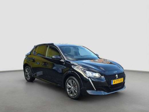 Peugeot e-208 EV Allure Pack 50 kWh 91,2% SOH | 3 Fase | Camera | Parkeersensoren | LED | Carplay/android auto | ActivLease financial lease