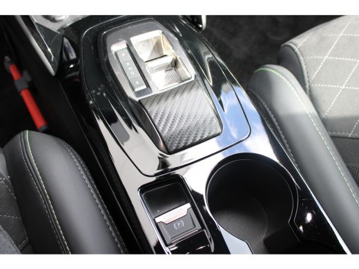 Peugeot e-208 EV GT Pack 50 kWh | Fase 3 laden | SOH 100% | Navigatie | Camera | Stoelverwarming | Black Diamon... ActivLease financial lease