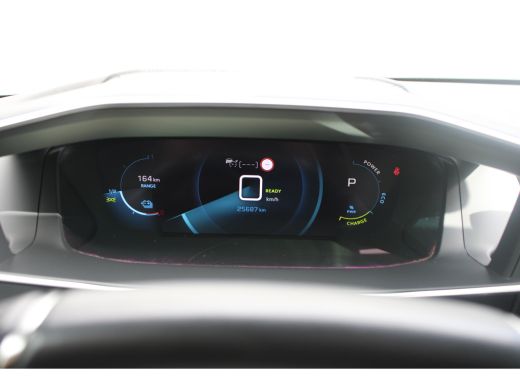 Peugeot e-208 EV GT Pack 50 kWh | Fase 3 laden | SOH 100% | Navigatie | Camera | Stoelverwarming | Black Diamon... ActivLease financial lease