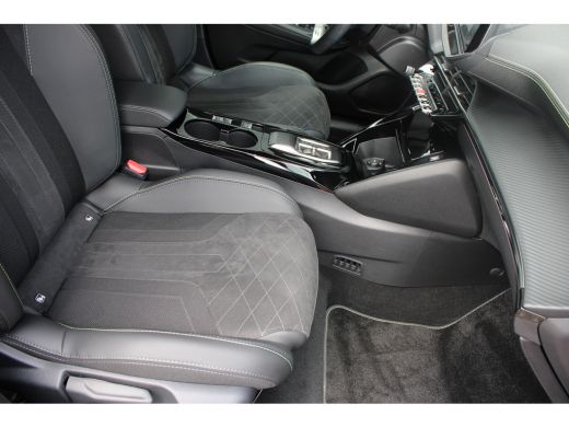 Peugeot e-208 EV GT Pack 50 kWh | Fase 3 laden | SOH 100% | Navigatie | Camera | Stoelverwarming | Black Diamon... ActivLease financial lease