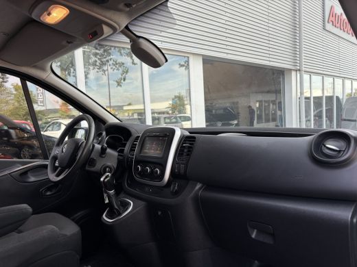 Renault Trafic 2.0 dCi 145 T29 L2H1 DC Comfort | Dubbel Cabine | Automaat | Trekhaak | Achterruitrij Camera ActivLease financial lease