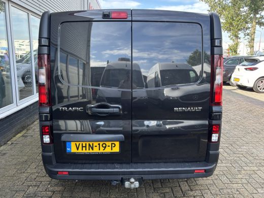 Renault Trafic 2.0 dCi 145 T29 L2H1 DC Comfort | Dubbel Cabine | Automaat | Trekhaak | Achterruitrij Camera ActivLease financial lease