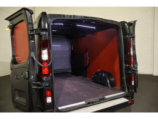 Renault Trafic 2.0 dCi 170pk L2 H1 Automaat Black Edition ActivLease financial lease