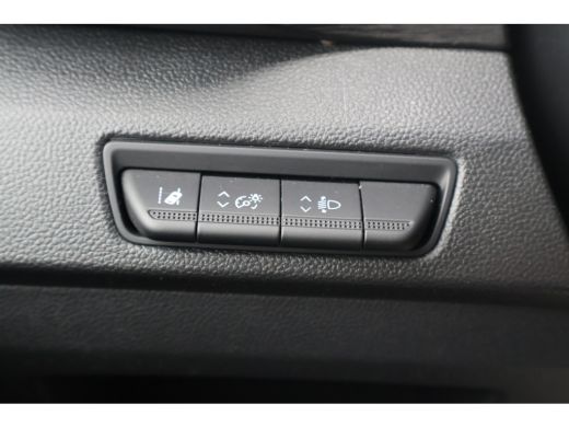 Renault Trafic 2.0 dCi 170pk L2 H1 Automaat Black Edition ActivLease financial lease
