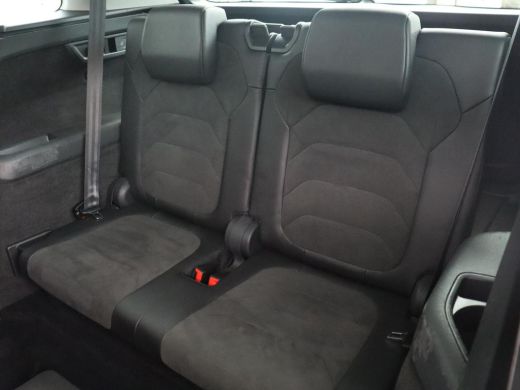 Skoda Kodiaq 1.5 TSI Limited Business Edition 7p. | Trekhaak | Pano.Dak | Camera | Sfeerverlichting | Stoelver... ActivLease financial lease