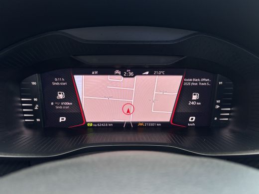 Skoda Kodiaq 1.5 TSI Sportline Business 7p. | Trekhaak | Pano | Sfeerverlichting | Apple Carplay | Stoelverwar... ActivLease financial lease