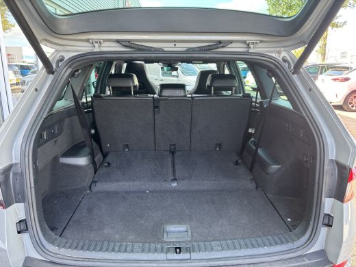 Skoda Kodiaq 1.5 TSI Sportline Business 7p. | Trekhaak | Pano | Sfeerverlichting | Apple Carplay | Stoelverwar... ActivLease financial lease