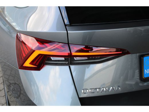 Skoda Octavia Combi 1.0 e-TSI Business Edition Plus | Trekhaak wegklapbaar | Dode-hoekdetectie | Elektrische ac... ActivLease financial lease