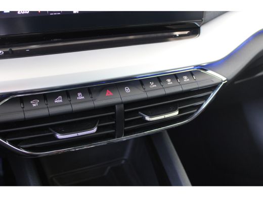Skoda Octavia Combi 1.0 e-TSI Business Edition Plus | Trekhaak wegklapbaar | Dode-hoekdetectie | Elektrische ac... ActivLease financial lease