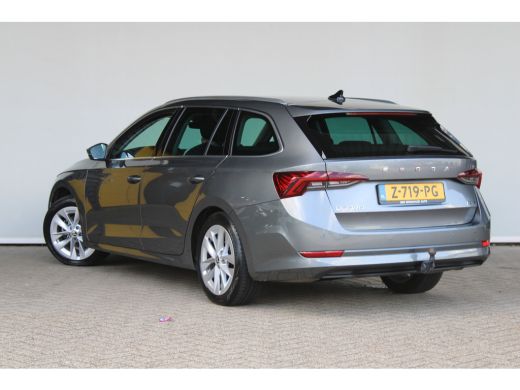 Skoda Octavia Combi 1.0 e-TSI Business Edition Plus | Trekhaak wegklapbaar | Dode-hoekdetectie | Elektrische ac... ActivLease financial lease