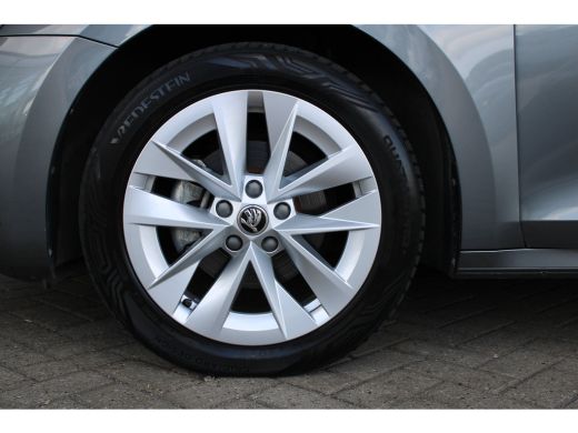 Skoda Octavia Combi 1.0 e-TSI Business Edition Plus | Trekhaak wegklapbaar | Dode-hoekdetectie | Elektrische ac... ActivLease financial lease