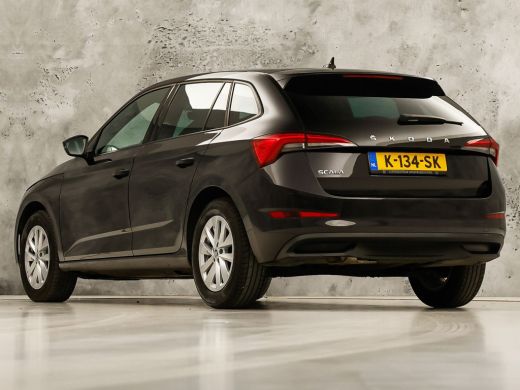 Skoda Scala 1.0 TSI Sport Automaat (KUIPSTOELEN, VIRTUAL COCKPIT, APPLE CARPLAY, GROOT NAVI, CLIMATE, STOELVE... ActivLease financial lease