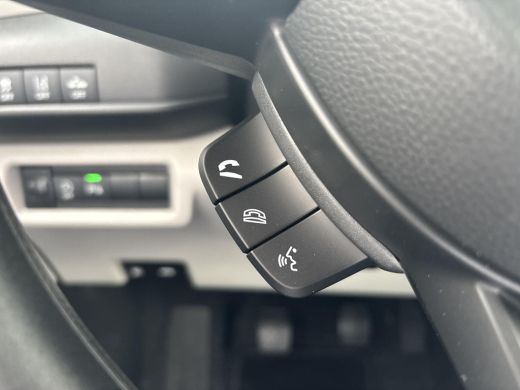 Suzuki Swift 1.2 Comfort Smart Hybrid | Nieuw | Direct uit voorraad leverbaar | Apple Carplay & Android Auto |... ActivLease financial lease