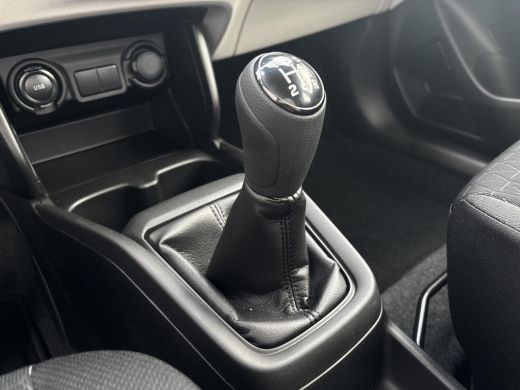 Suzuki Swift 1.2 Comfort Smart Hybrid | Nieuw | Direct uit voorraad leverbaar | Apple Carplay & Android Auto |... ActivLease financial lease