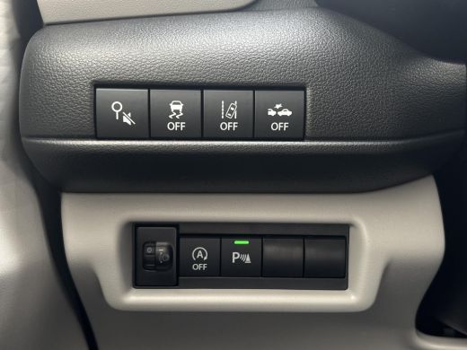 Suzuki Swift 1.2 Comfort Smart Hybrid | Nieuw | Direct uit voorraad leverbaar | Apple Carplay & Android Auto |... ActivLease financial lease