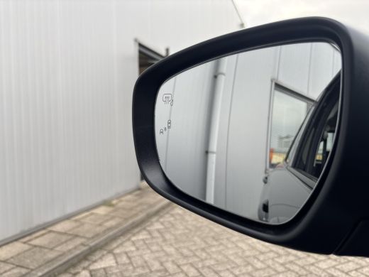 Suzuki Swift 1.2 Comfort Smart Hybrid | Nieuw | Direct uit voorraad leverbaar | Apple Carplay & Android Auto |... ActivLease financial lease