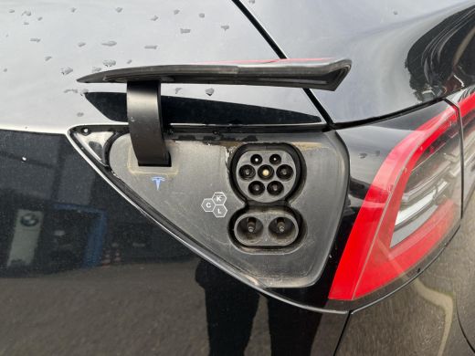 Tesla Model Y Long Range AWD 75 kWh VAN:40.900,- VOOR:37.440,- UW HERFSTVOORDEEL:3.460,- | SOH 94% | RIJKLAAR G... ActivLease financial lease