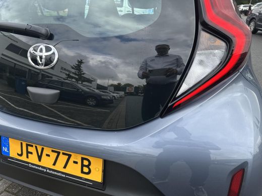 Toyota Aygo 1.0 VVT-i MT Play ActivLease financial lease