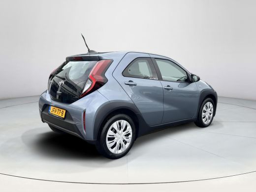 Toyota Aygo 1.0 VVT-i MT Play ActivLease financial lease