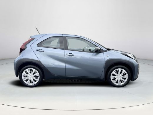 Toyota Aygo 1.0 VVT-i MT Play ActivLease financial lease